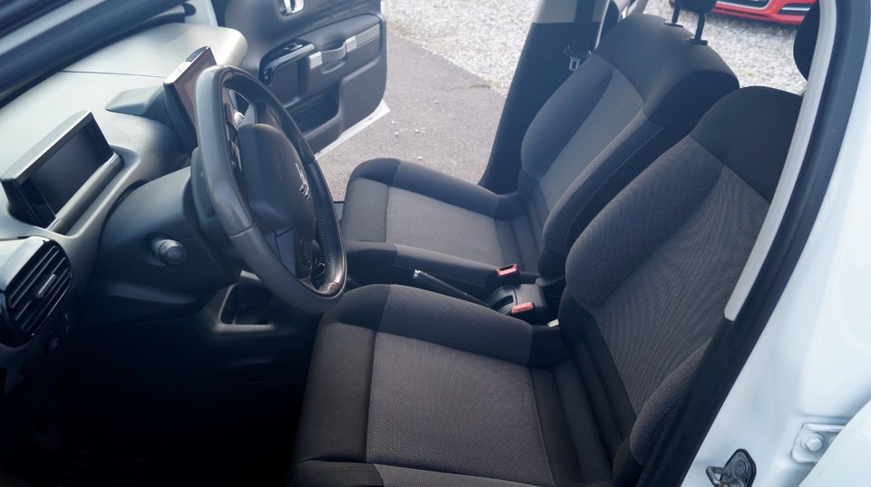 Citroën C4 Cactus 1,6 BlueHDi 100 Feel 5d