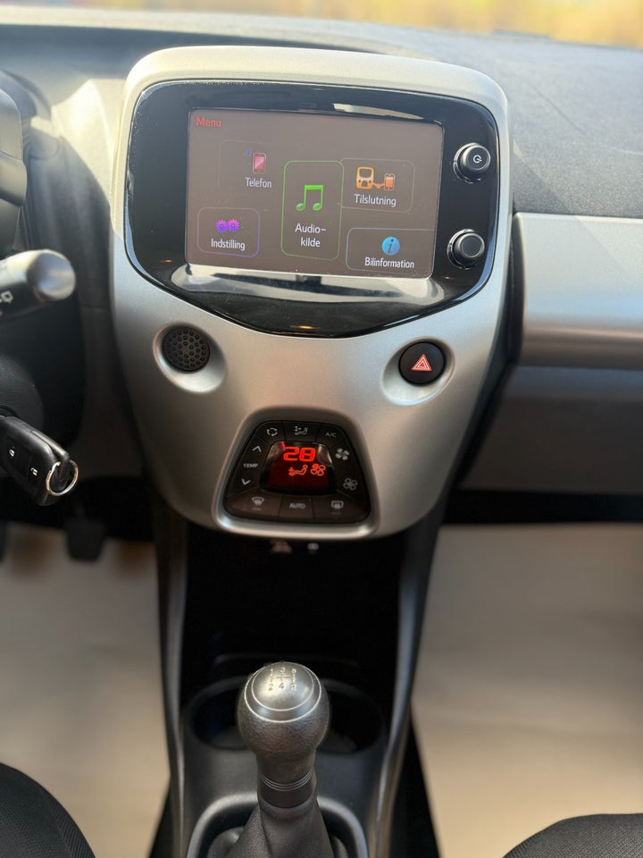 Citroën C1 1,2 PureTech Feel 5d