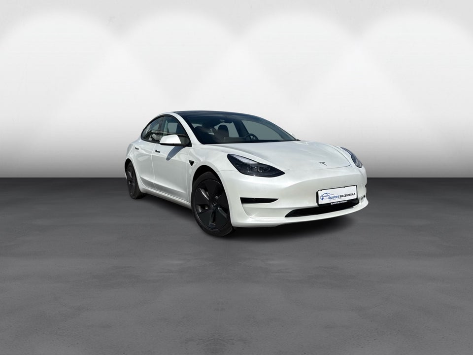 Tesla Model 3 RWD 4d