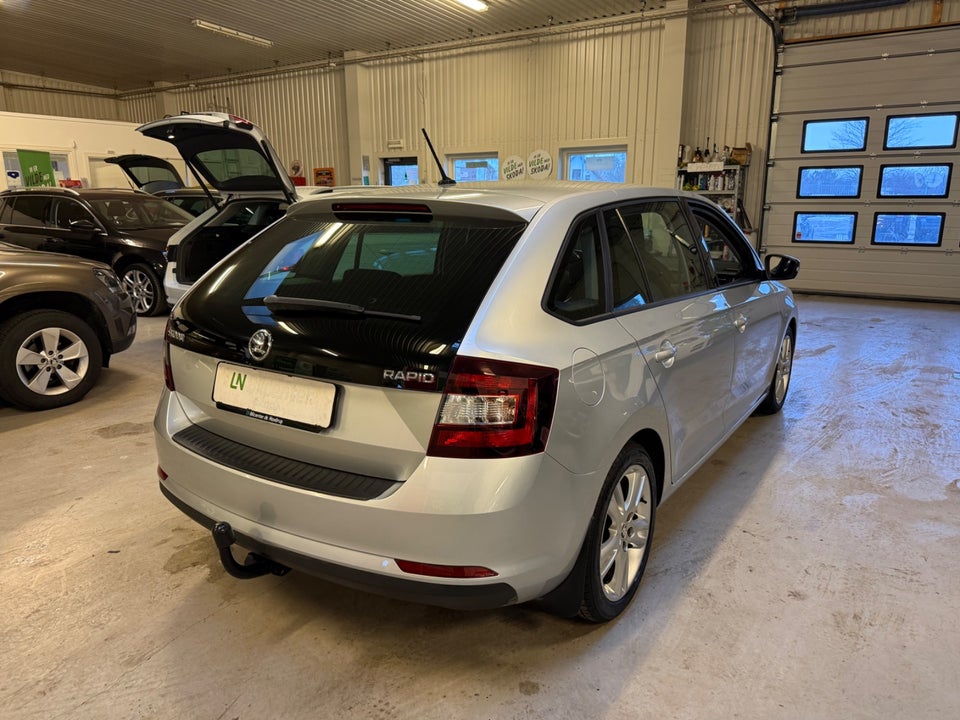 Skoda Rapid 1,4 TSi 125 Ambition Spaceback DSG 5d