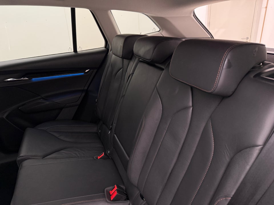 Skoda Enyaq 80 iV Selection Suite 5d