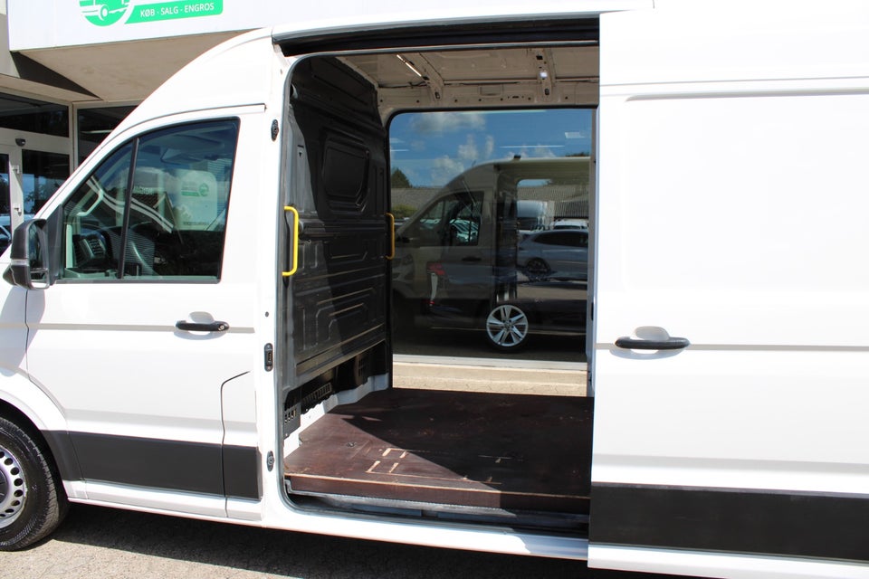 VW Crafter 35 2,0 TDi 140 Kassevogn L3H2