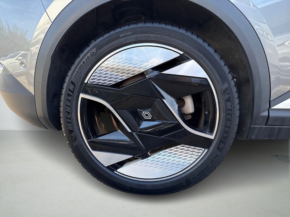 Renault Scenic E-Tech 87 Iconic 5d