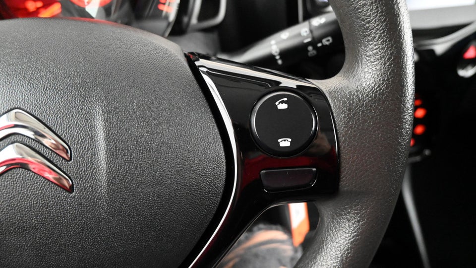 Citroën C1 1,0 VTi Shine 5d