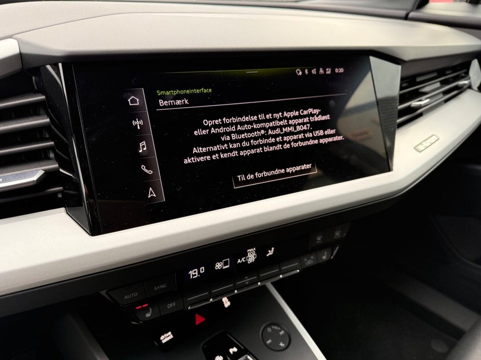 Audi Q4 e-tron 40  5d