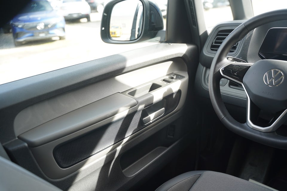 VW ID.Buzz 77 Pro Van 5d