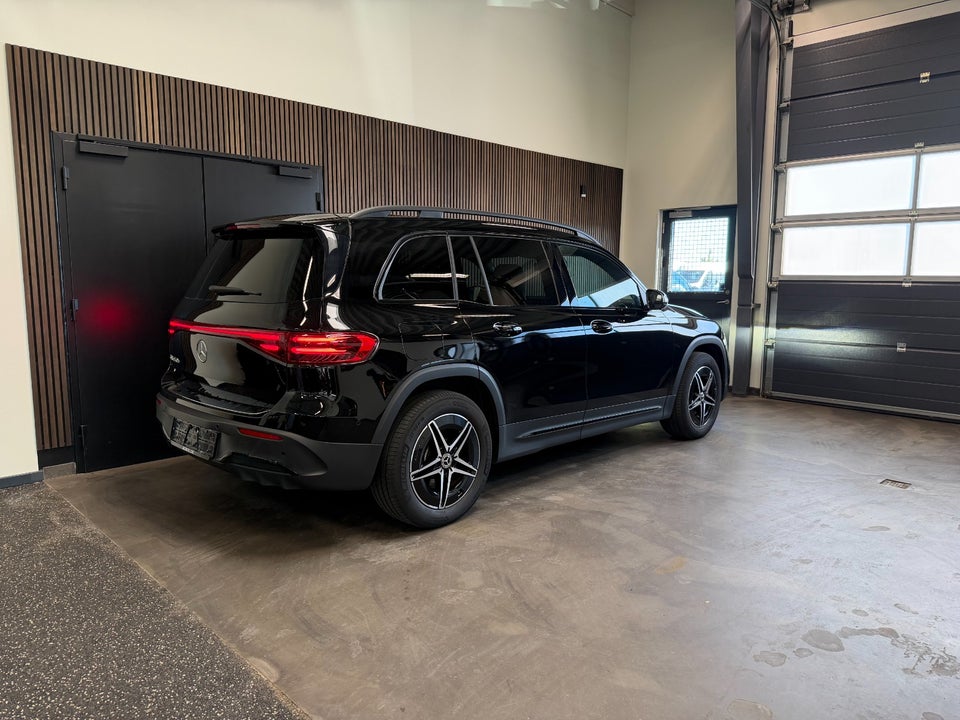 Mercedes EQB250+ AMG Advance 5d
