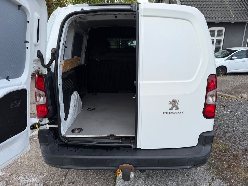 Peugeot Partner 1,5 BlueHDi 100 L1V2 Ultimate Van