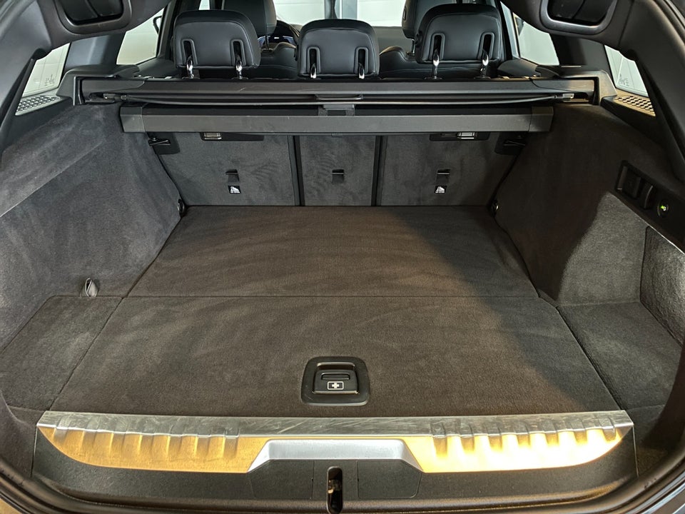 BMW 330e 2,0 Touring M-Sport aut. 5d