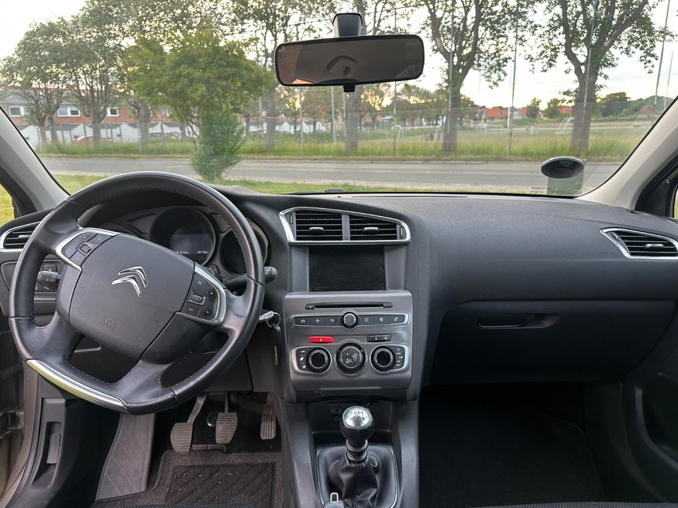 Citroën C4 1,2 PureTech 130 Feel 5d