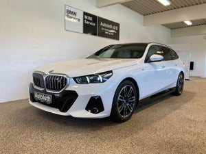 BMW i5, modelår 2024, 19,000 km