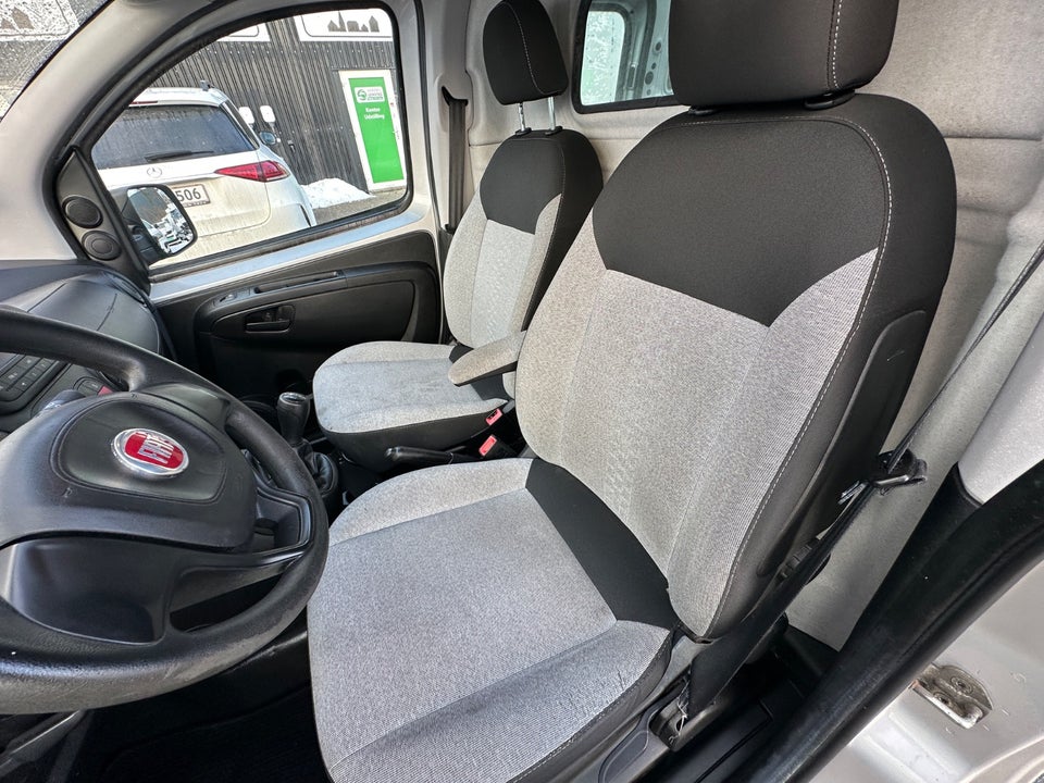 Fiat Fiorino 1,3 MJT 95 Adventure Van 5d