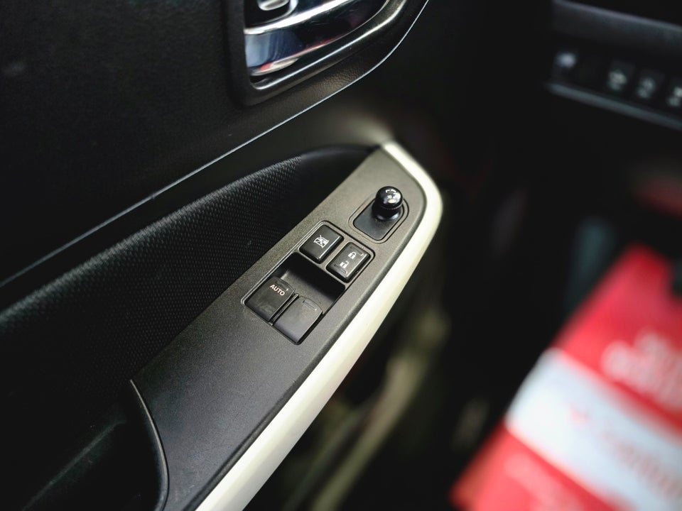 Suzuki Swift 1,2 Dualjet mHybrid Action 5d