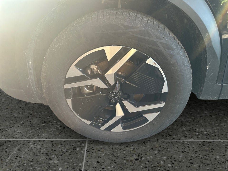 Peugeot e-2008 50 Allure 5d