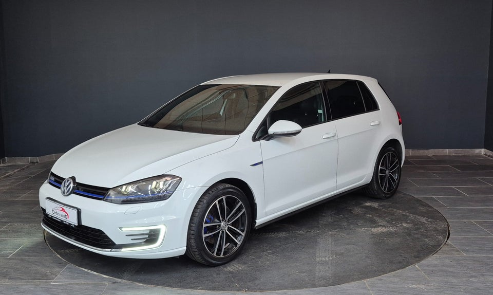 VW Golf VII 1,4 GTE DSG 5d