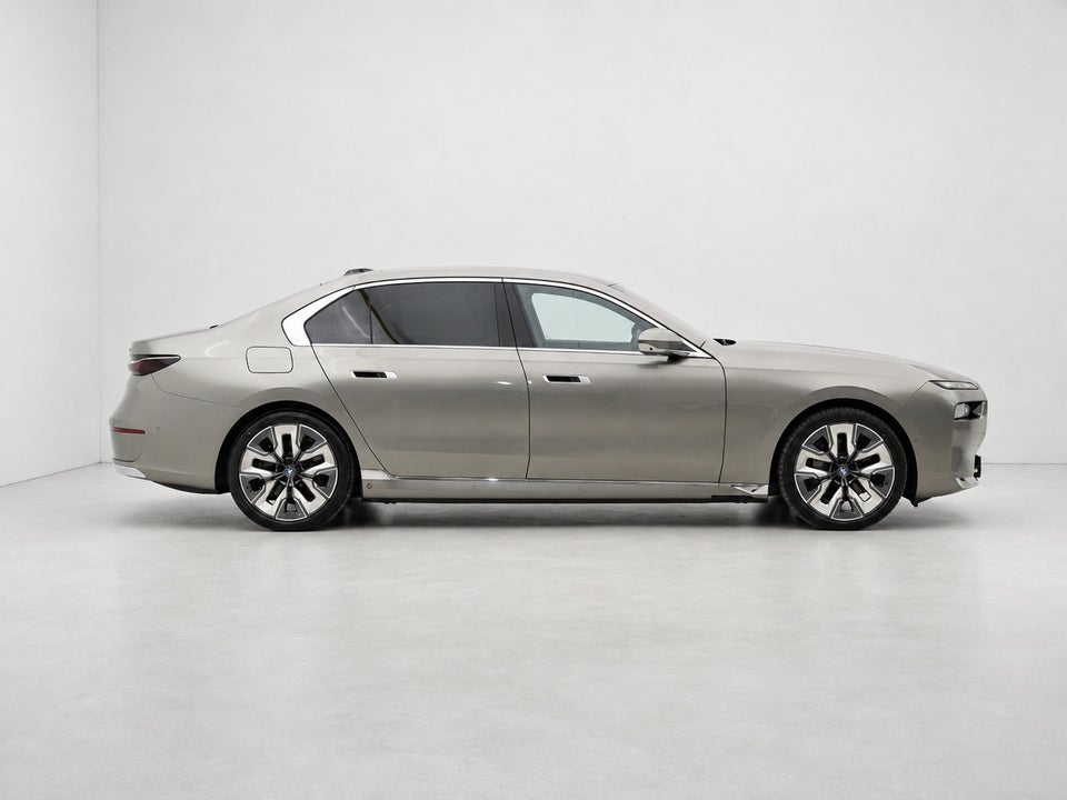 BMW i7 xDrive60 4d