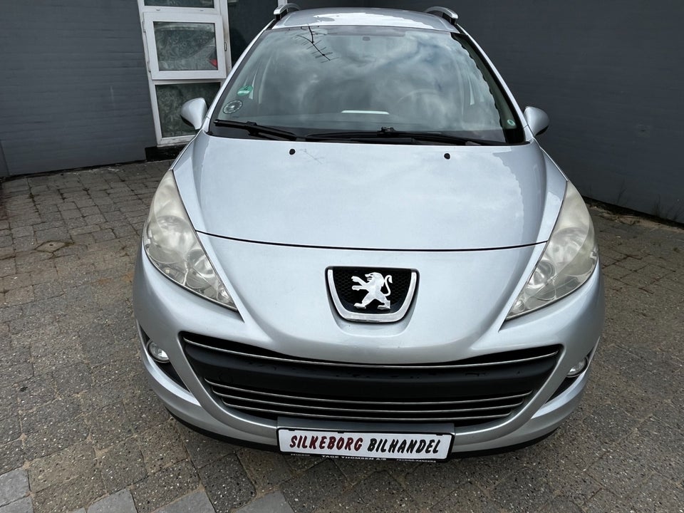 Peugeot 207 1,6 HDi 110 Premium SW 5d