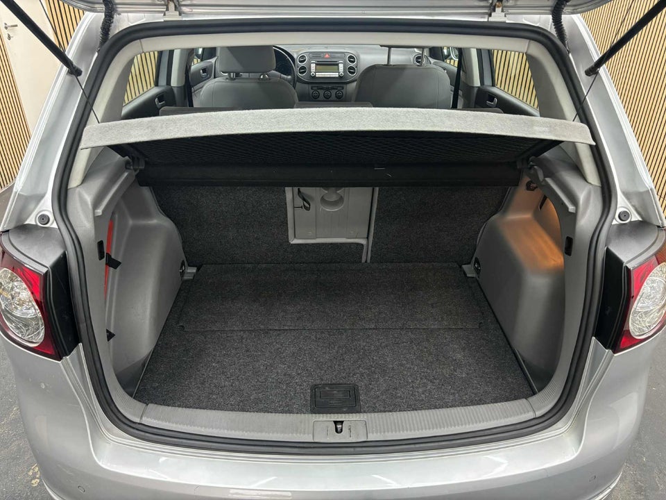 VW Golf Plus 2,0 FSi Comfortline Tiptr. 5d