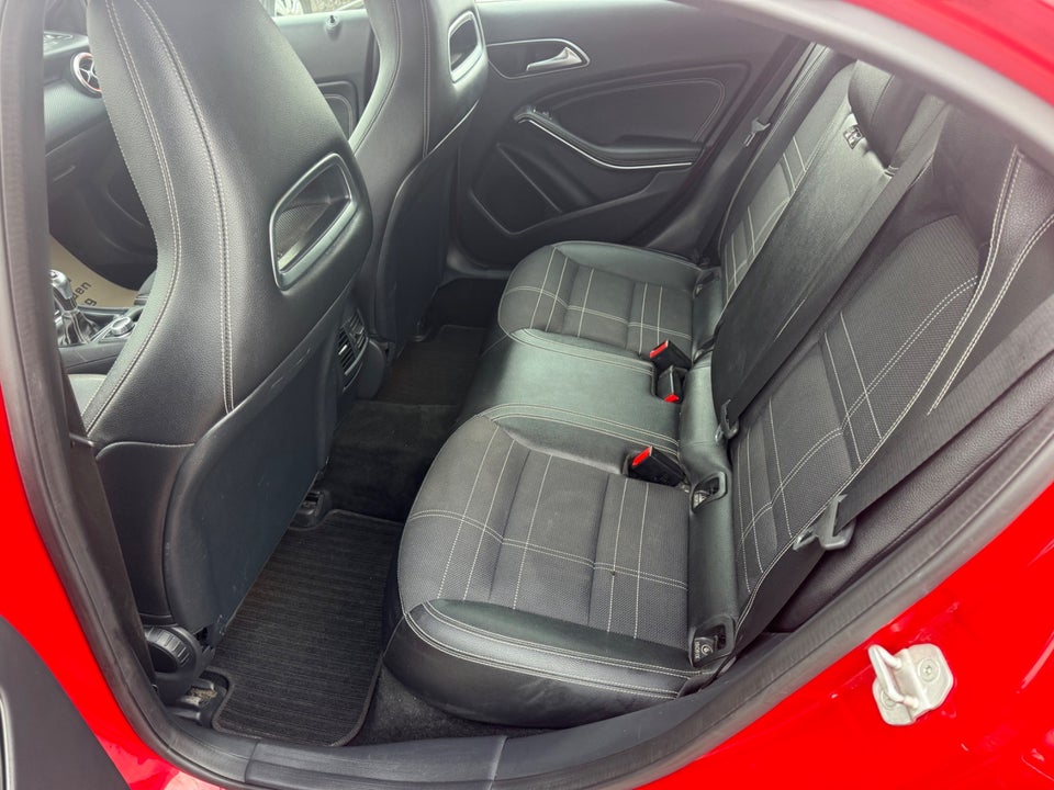 Mercedes A180 d 1,5 Urban 5d