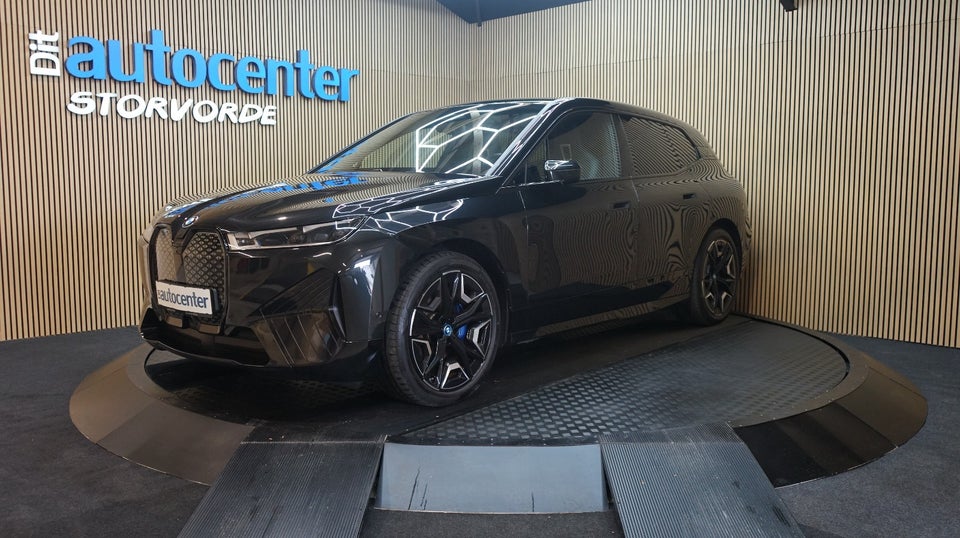 BMW iX xDrive40 Sport 5d