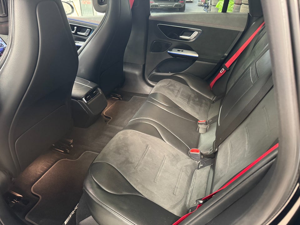 Mercedes EQE350 AMG Line 4d