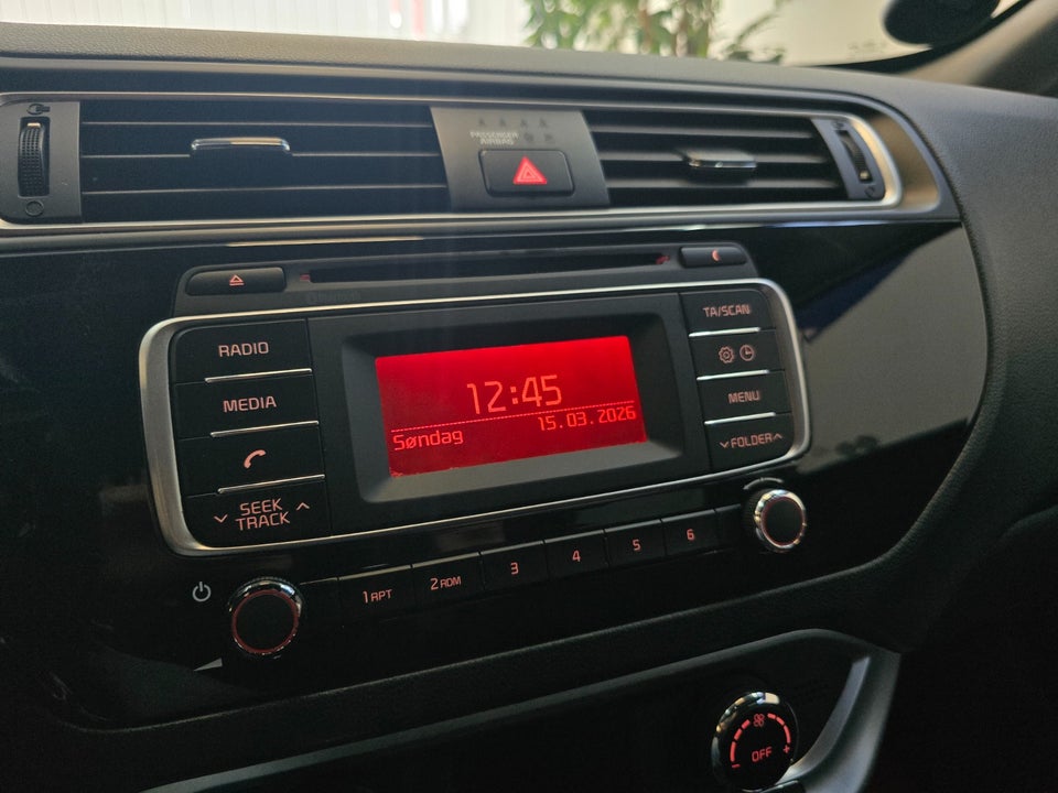 Kia Rio 1,4 CVVT Attraction 5d