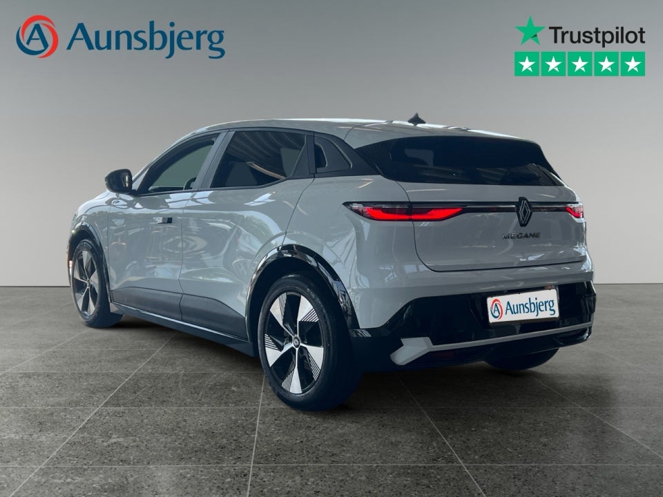 Renault Megane E-Tech 40 Equilibre 5d