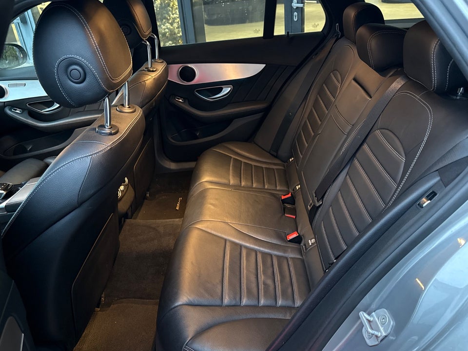 Mercedes C220 2,2 BlueTEC AMG Line stc. 5d