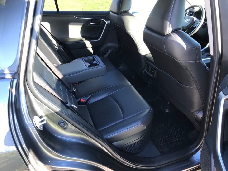 Toyota RAV4 2,5 Hybrid H3 Style MDS 5d