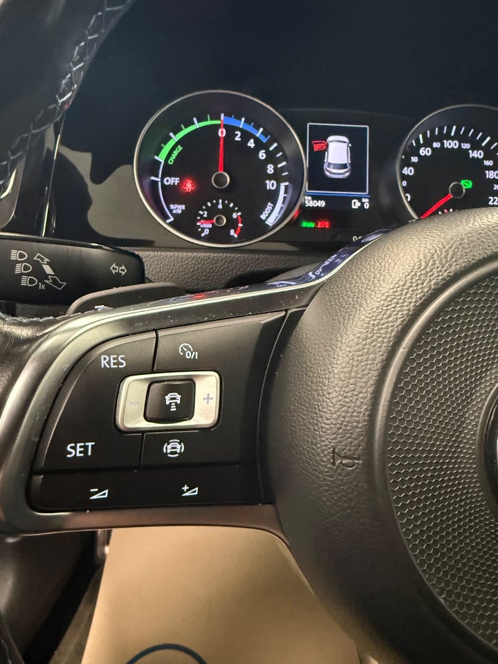 VW Golf VII 1,4 GTE DSG 5d