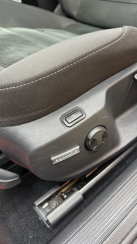 VW Golf VII 1,5 TSi 150 Highline Variant 5d