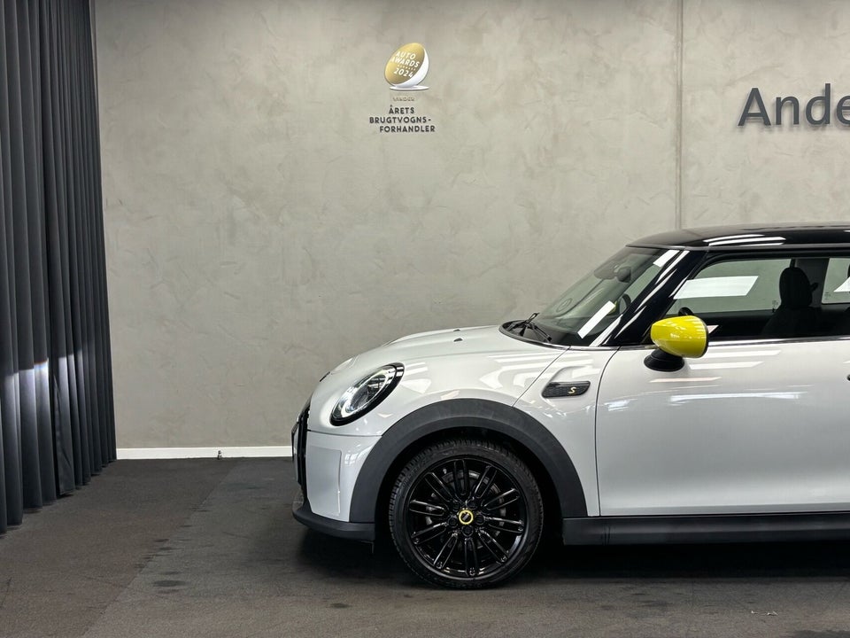 MINI Cooper SE Maximise 3d
