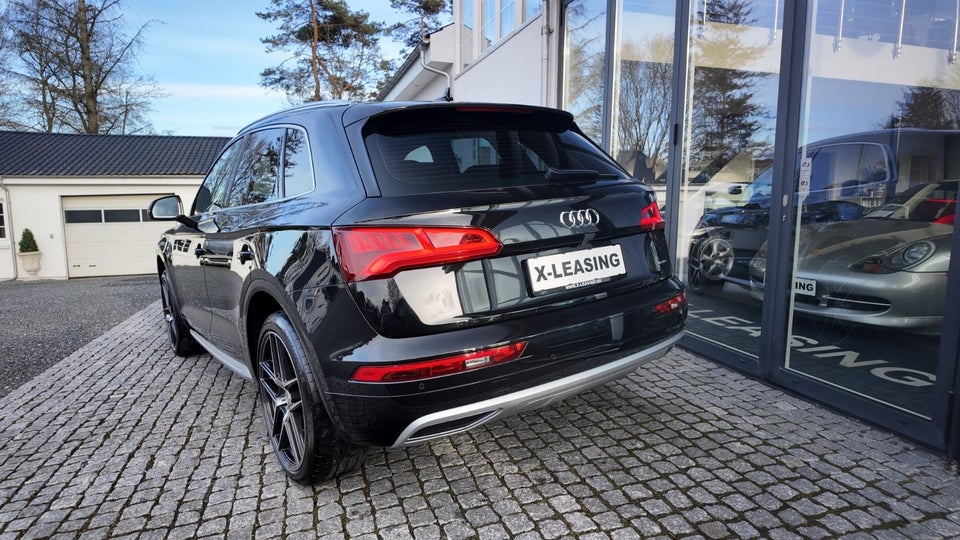 Audi Q5 2,0 TFSi 252 quattro S-tr. 5d