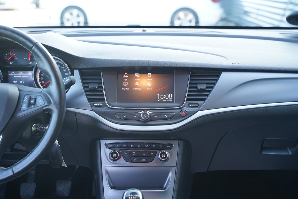 Opel Astra 1,0 T 105 Enjoy 5d