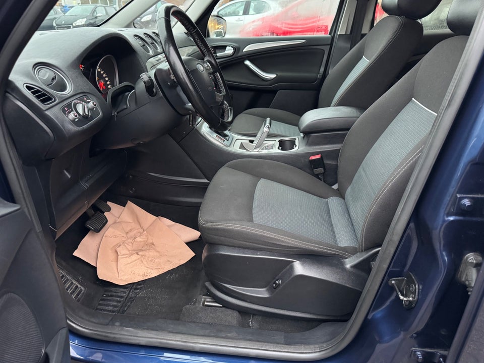 Ford Galaxy 2,0 TDCi 140 Titanium aut. 7prs 5d