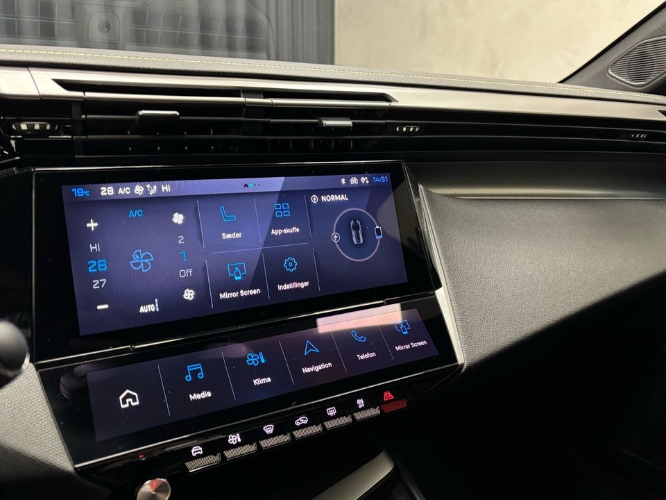 Peugeot e-308 54 GT 5d