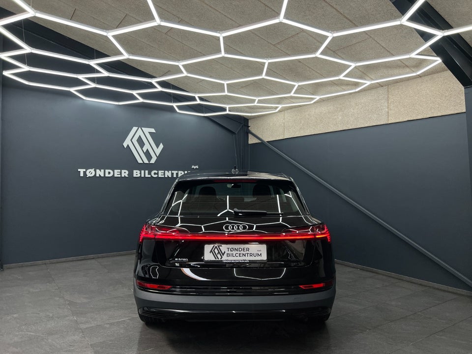 Audi e-tron 50 quattro 5d