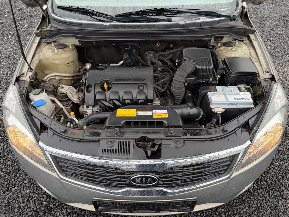 Kia Ceed 1,4 CVVT 105 Exclusive SW ECO 5d