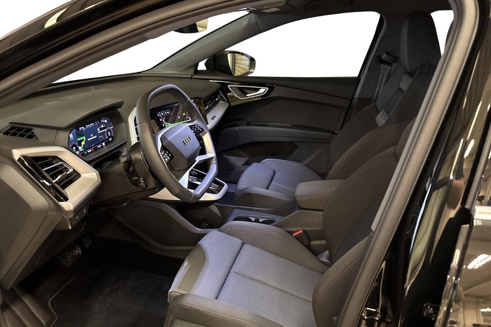 Audi Q4 e-tron 45 Progress 5d