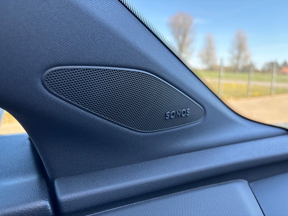 Audi Q4 e-tron 50 S-line quattro 5d