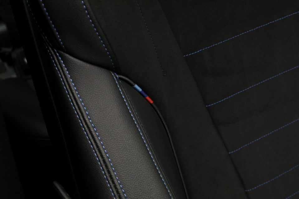 BMW iX2 eDrive20 Fully Charged M-Sport 5d