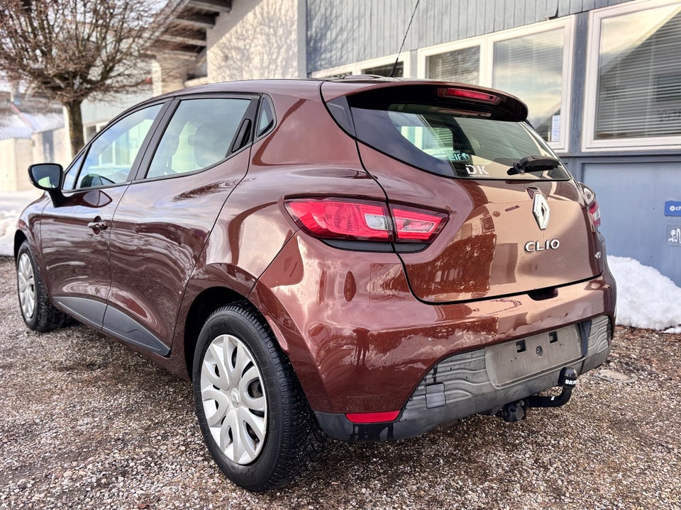 Renault Clio IV 1,5 dCi 75 Expression 5d