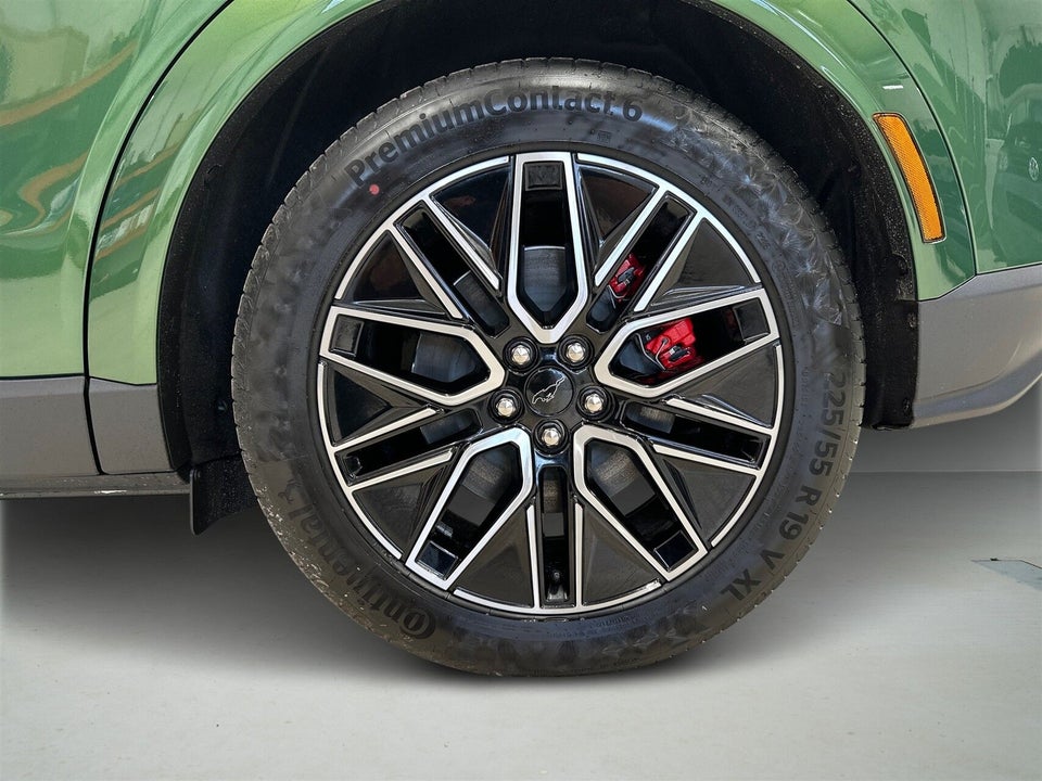 Ford Mustang Mach-E 98 Premium Extended Range 5d