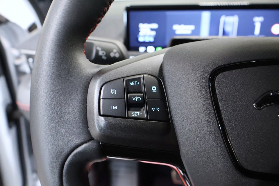 Ford Mustang Mach-E 75 Premium Standard Range AWD 5d