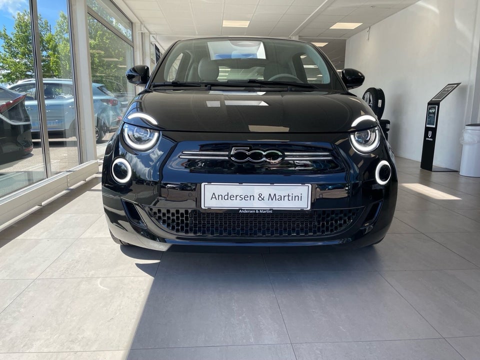 Fiat 500e 42 la Prima by Bocelli 3d