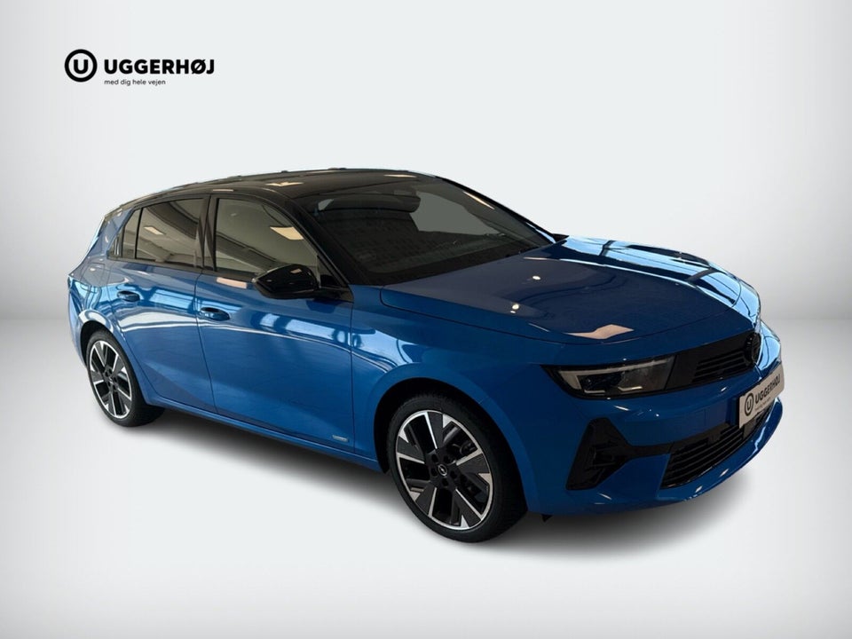 Opel Astra-e 54 Ultimate 5d