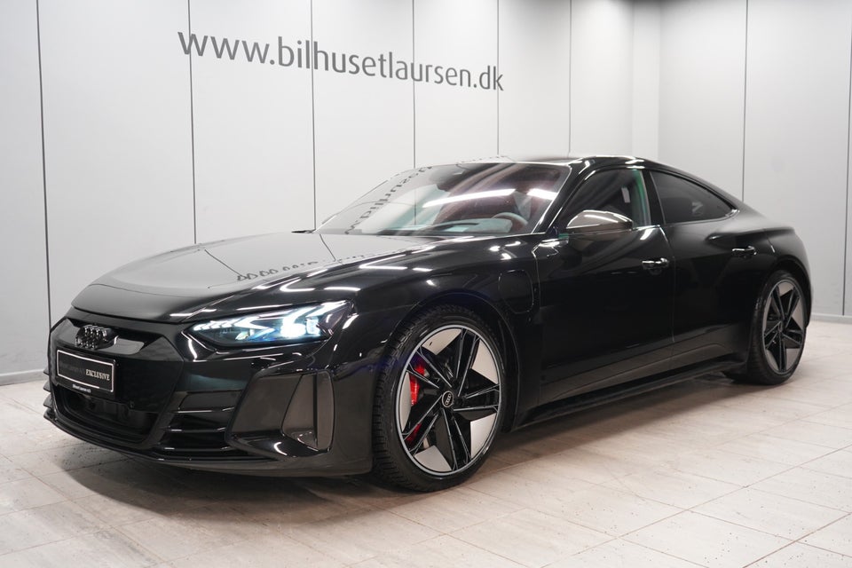 Audi RS e-tron GT quattro 4d