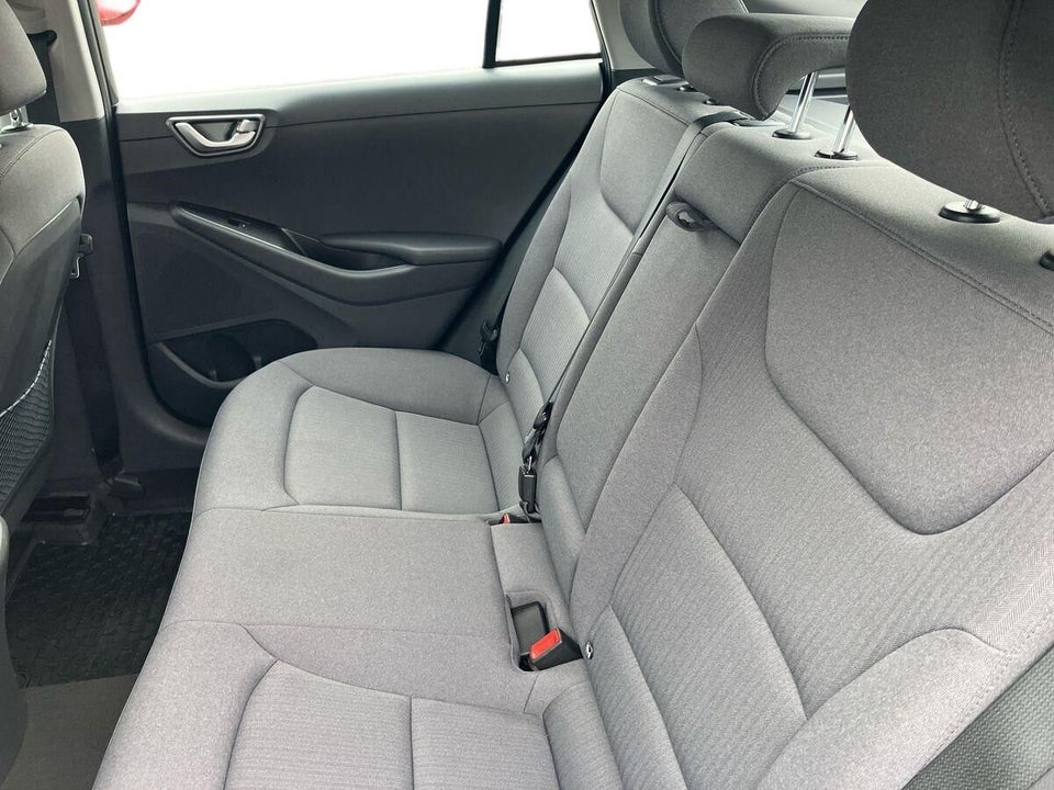 Hyundai Ioniq 1,6 PHEV Trend DCT 5d