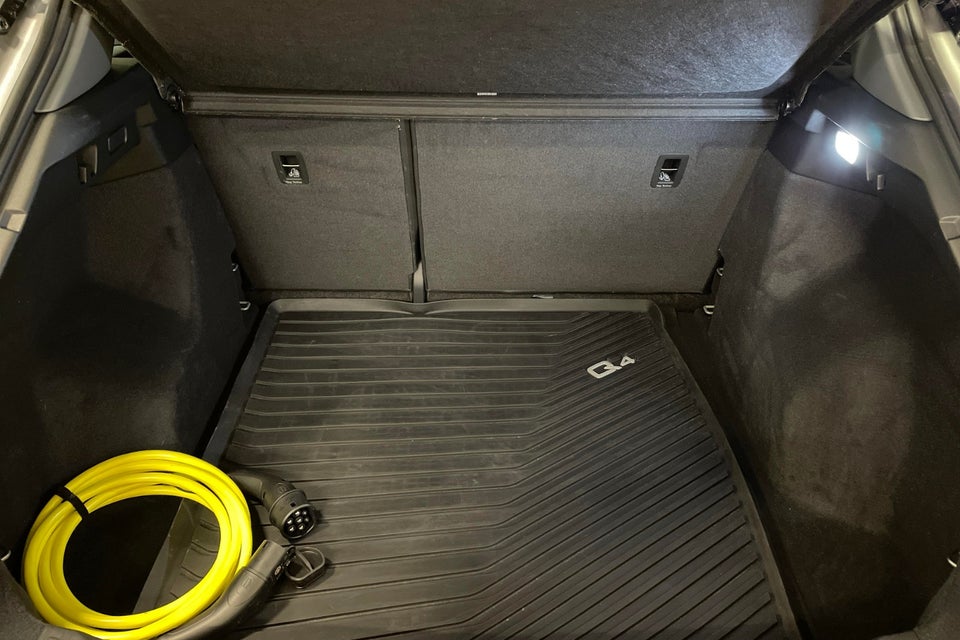 Audi Q4 e-tron 45 Progress 5d