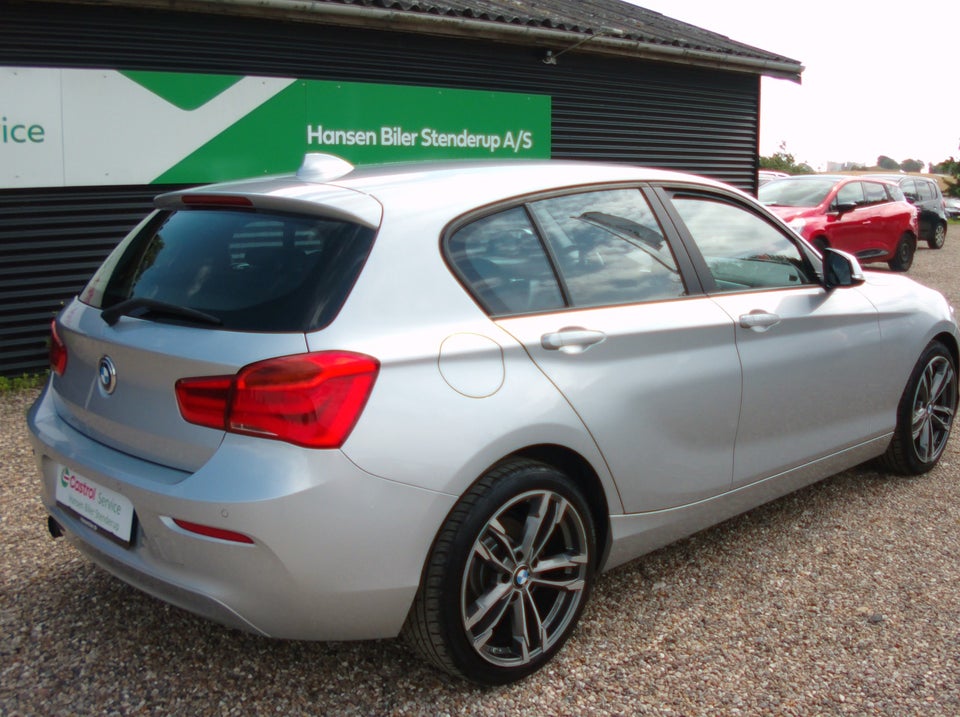 BMW 118i 1,5 Advantage aut. 5d